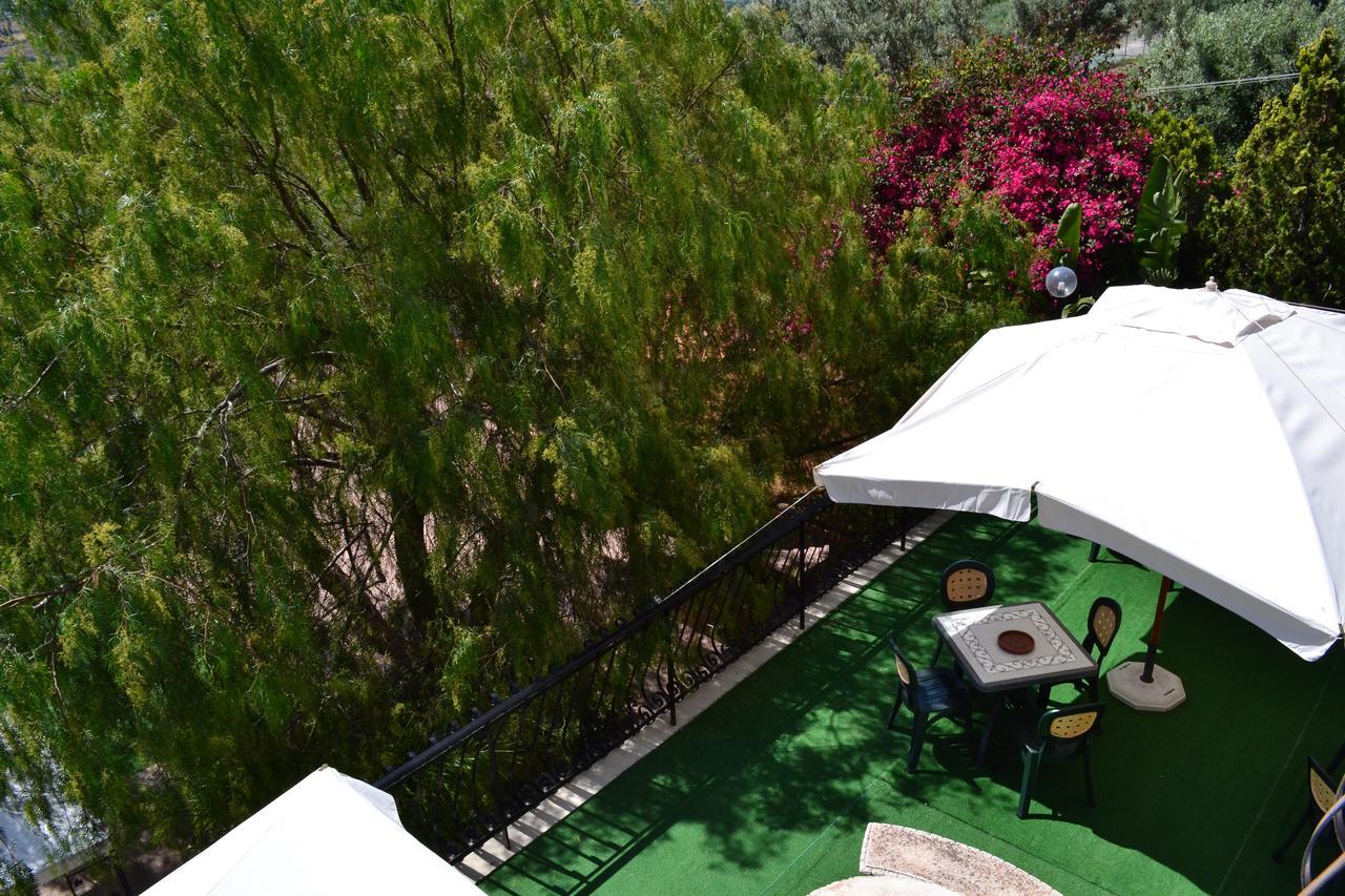 Hotel Miravalle Misilmeri Екстер'єр фото