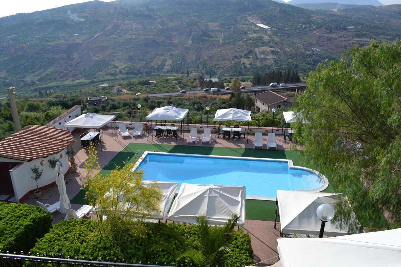 Hotel Miravalle Misilmeri Екстер'єр фото