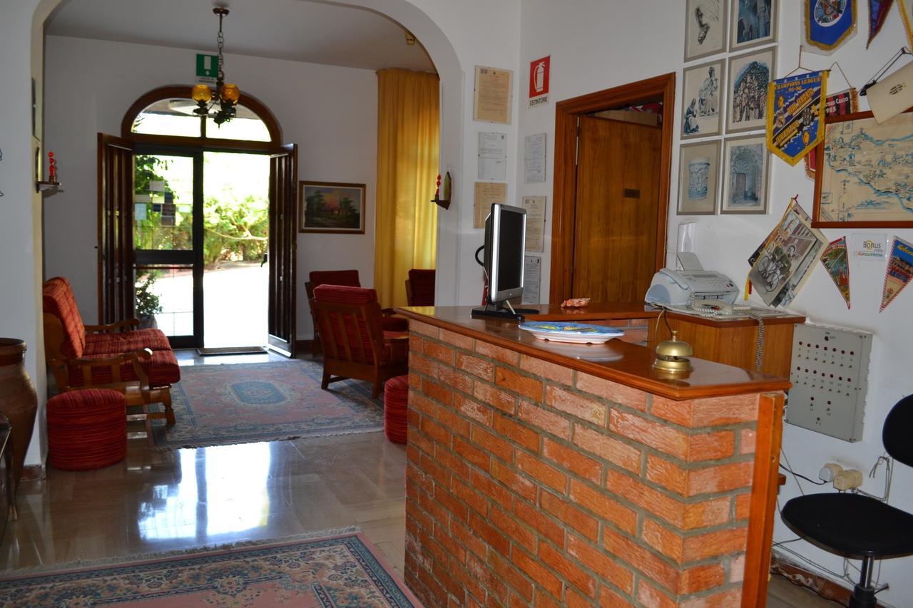 Hotel Miravalle Misilmeri Екстер'єр фото